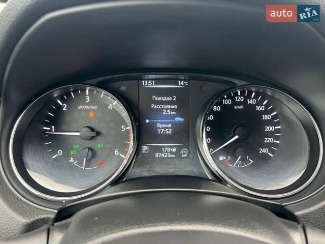 Белый Ниссан Кашкай, объемом двигателя 1.6 л и пробегом 87 тыс. км за 15500 $, фото 35 на Automoto.ua