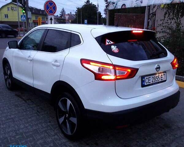 Белый Ниссан Кашкай, объемом двигателя 1.6 л и пробегом 234 тыс. км за 15700 $, фото 11 на Automoto.ua