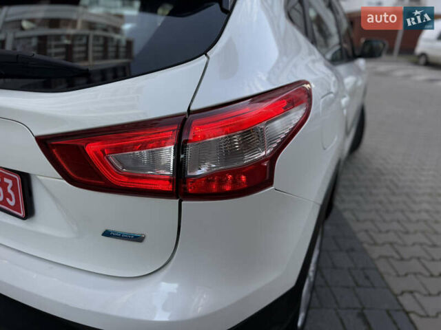 Белый Ниссан Кашкай, объемом двигателя 1.5 л и пробегом 198 тыс. км за 13899 $, фото 50 на Automoto.ua