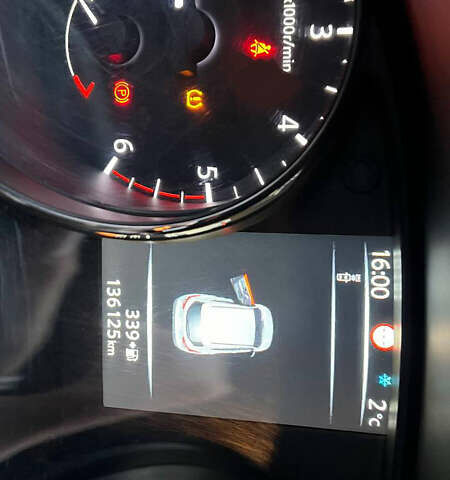 Білий Ніссан Кашкай, об'ємом двигуна 1.6 л та пробігом 136 тис. км за 17000 $, фото 17 на Automoto.ua