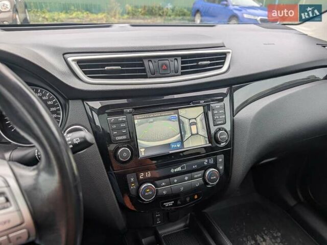 Белый Ниссан Кашкай, объемом двигателя 1.6 л и пробегом 132 тыс. км за 16500 $, фото 43 на Automoto.ua