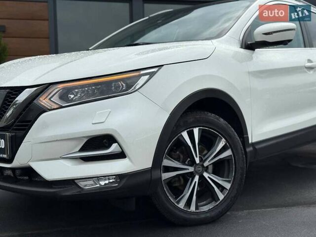 Білий Ніссан Кашкай, об'ємом двигуна 1.6 л та пробігом 114 тис. км за 20897 $, фото 2 на Automoto.ua