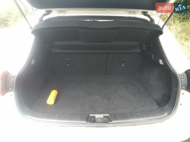 Ниссан Кашкай 2017 в Коломые на Automoto.ua Белый Ниссан Кашкай, объемом двигателя 1.2 л и пробегом 133 тыс. км за 13500 $, фото 2 на Automoto.ua