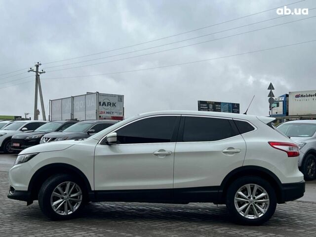 Білий Ніссан Кашкай, об'ємом двигуна 1.6 л та пробігом 216 тис. км за 16990 $, фото 4 на Automoto.ua