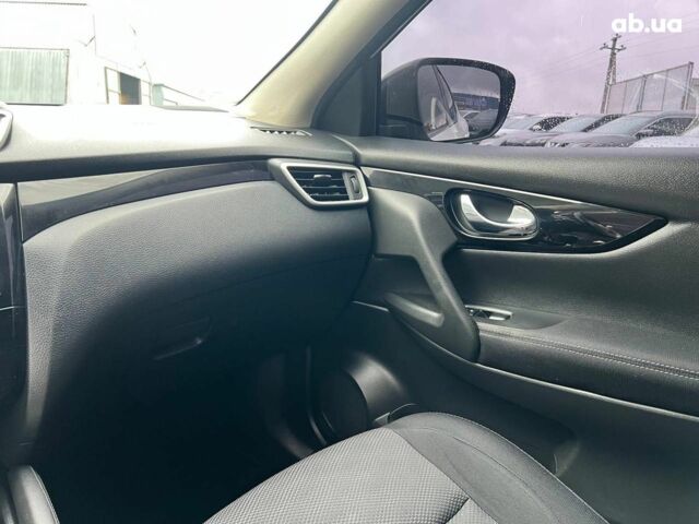 Білий Ніссан Кашкай, об'ємом двигуна 1.6 л та пробігом 216 тис. км за 16990 $, фото 31 на Automoto.ua