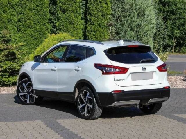 Белый Ниссан Кашкай, объемом двигателя 1.2 л и пробегом 99 тыс. км за 9200 $, фото 5 на Automoto.ua