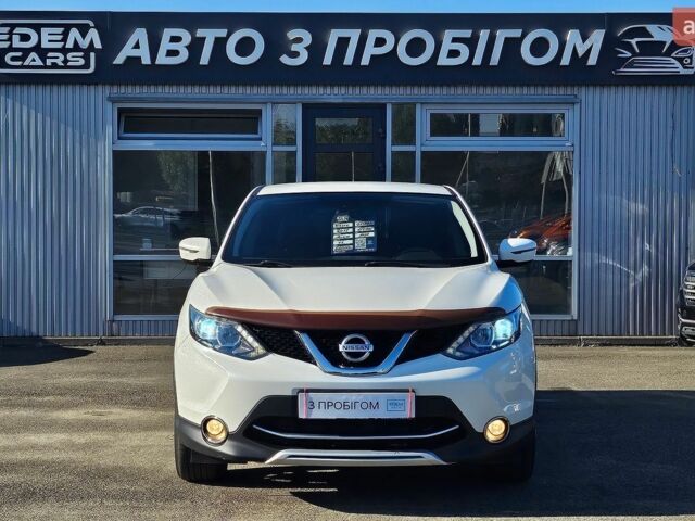Білий Ніссан Кашкай, об'ємом двигуна 1.6 л та пробігом 155 тис. км за 14895 $, фото 4 на Automoto.ua