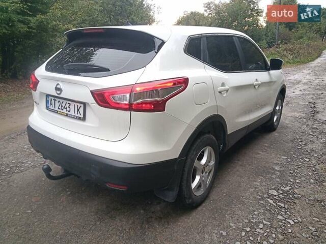 Ниссан Кашкай 2017 в Коломые на Automoto.ua Белый Ниссан Кашкай, объемом двигателя 1.2 л и пробегом 133 тыс. км за 13500 $, фото 8 на Automoto.ua