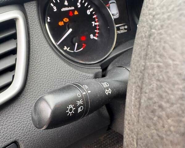 Белый Ниссан Кашкай, объемом двигателя 2 л и пробегом 76 тыс. км за 14500 $, фото 58 на Automoto.ua