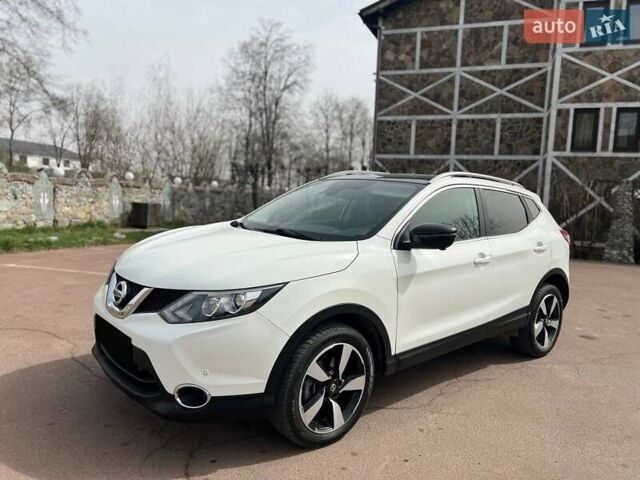 Белый Ниссан Кашкай, объемом двигателя 1.46 л и пробегом 178 тыс. км за 13500 $, фото 1 на Automoto.ua