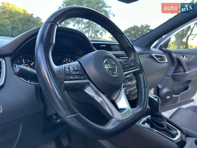 Белый Ниссан Кашкай, объемом двигателя 1.6 л и пробегом 95 тыс. км за 21900 $, фото 20 на Automoto.ua