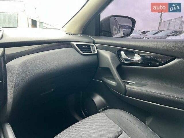 Білий Ніссан Кашкай, об'ємом двигуна 1.6 л та пробігом 216 тис. км за 16990 $, фото 31 на Automoto.ua