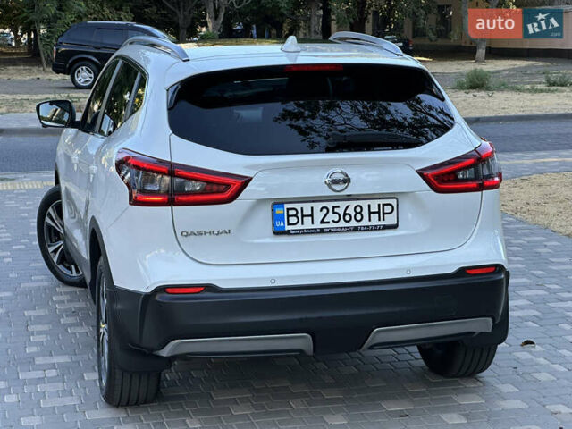 Белый Ниссан Кашкай, объемом двигателя 1.6 л и пробегом 95 тыс. км за 21900 $, фото 16 на Automoto.ua