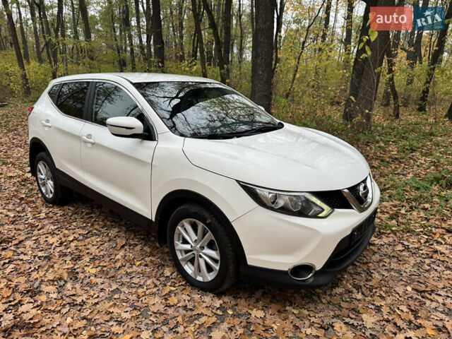 Білий Ніссан Кашкай, об'ємом двигуна 1.6 л та пробігом 137 тис. км за 14900 $, фото 12 на Automoto.ua