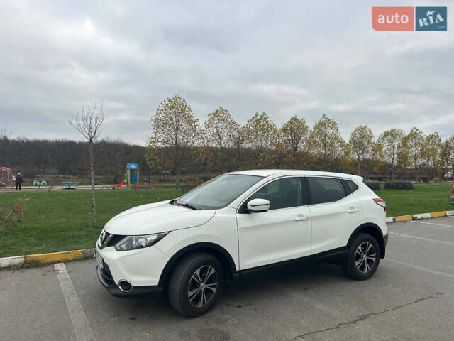 Білий Ніссан Кашкай, об'ємом двигуна 1.2 л та пробігом 71 тис. км за 14700 $, фото 5 на Automoto.ua