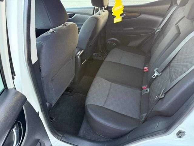 Белый Ниссан Кашкай, объемом двигателя 1.5 л и пробегом 213 тыс. км за 15900 $, фото 15 на Automoto.ua