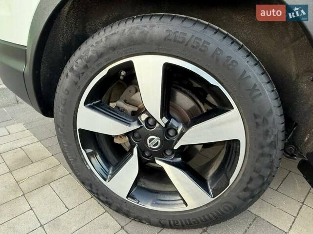 Белый Ниссан Кашкай, объемом двигателя 1.5 л и пробегом 213 тыс. км за 15900 $, фото 26 на Automoto.ua