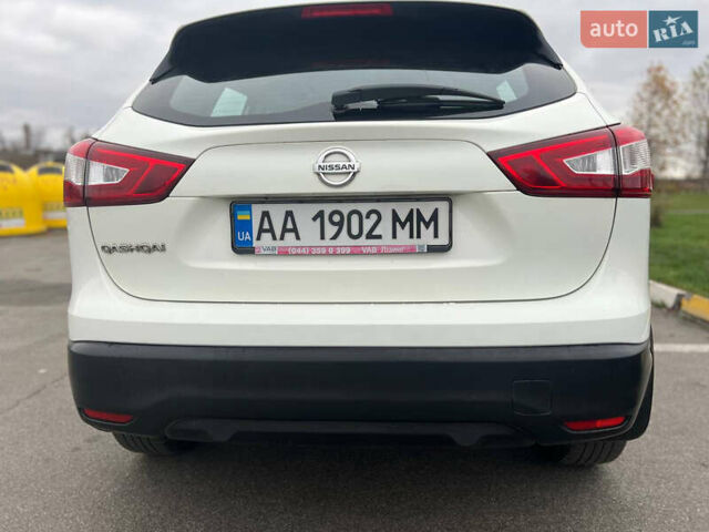 Білий Ніссан Кашкай, об'ємом двигуна 1.2 л та пробігом 71 тис. км за 14700 $, фото 23 на Automoto.ua