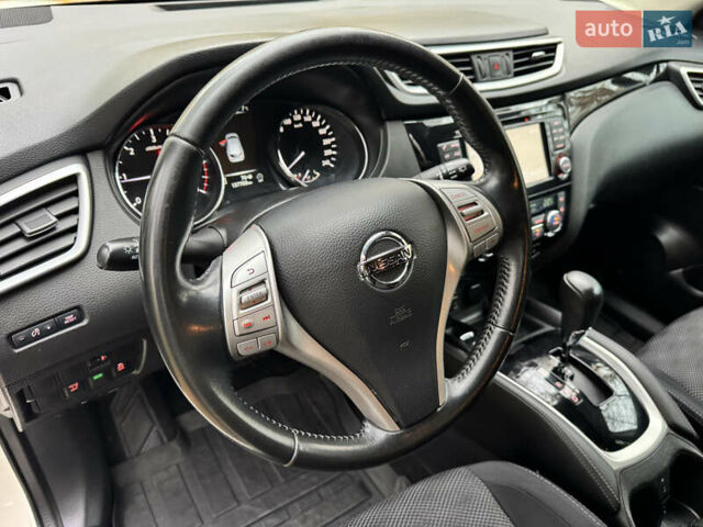 Білий Ніссан Кашкай, об'ємом двигуна 1.6 л та пробігом 137 тис. км за 14900 $, фото 15 на Automoto.ua