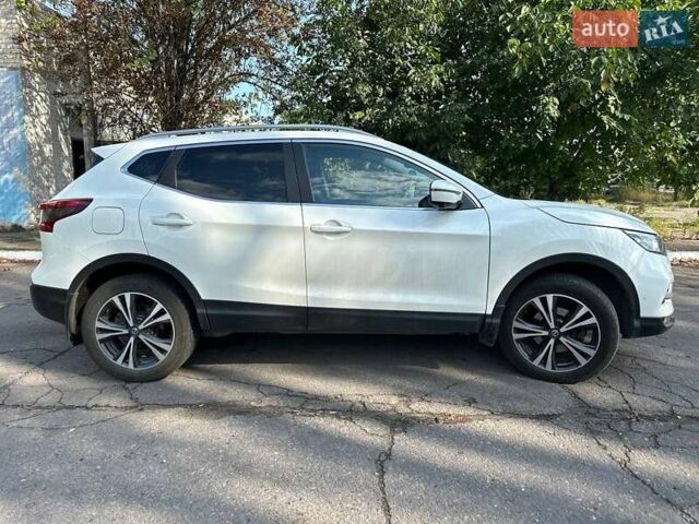 Білий Ніссан Кашкай, об'ємом двигуна 2 л та пробігом 98 тис. км за 19000 $, фото 1 на Automoto.ua