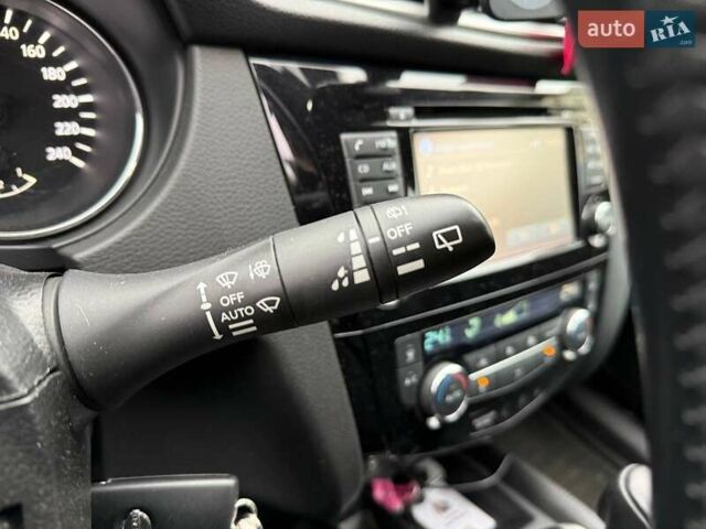 Белый Ниссан Кашкай, объемом двигателя 1.2 л и пробегом 158 тыс. км за 14990 $, фото 17 на Automoto.ua