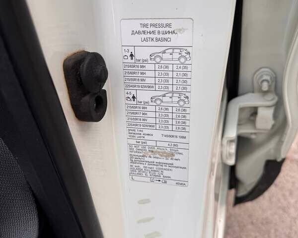 Белый Ниссан Кашкай, объемом двигателя 2 л и пробегом 76 тыс. км за 14500 $, фото 42 на Automoto.ua