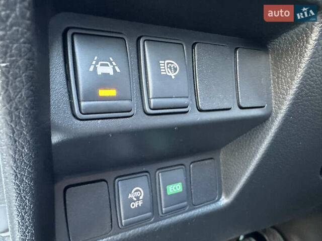 Белый Ниссан Кашкай, объемом двигателя 1.6 л и пробегом 95 тыс. км за 21900 $, фото 50 на Automoto.ua