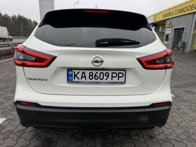 Білий Ніссан Кашкай, об'ємом двигуна 1.2 л та пробігом 92 тис. км за 11500 $, фото 9 на Automoto.ua