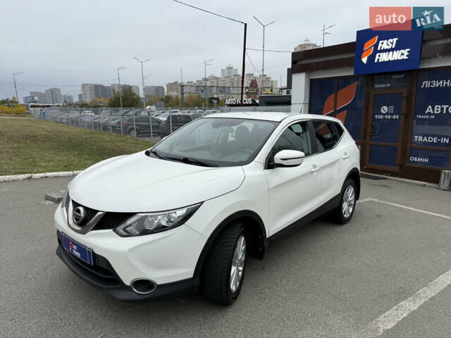 Белый Ниссан Кашкай, объемом двигателя 1.2 л и пробегом 48 тыс. км за 17700 $, фото 15 на Automoto.ua