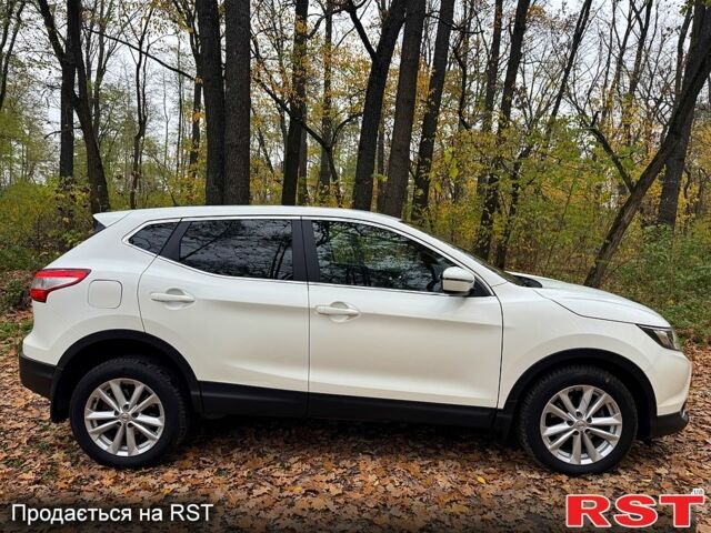 Білий Ніссан Кашкай, об'ємом двигуна 1.6 л та пробігом 137 тис. км за 15200 $, фото 3 на Automoto.ua