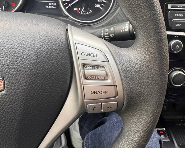 Белый Ниссан Кашкай, объемом двигателя 2 л и пробегом 76 тыс. км за 14500 $, фото 44 на Automoto.ua