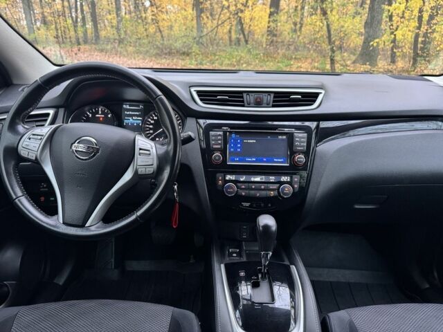 Білий Ніссан Кашкай, об'ємом двигуна 1.6 л та пробігом 137 тис. км за 14900 $, фото 6 на Automoto.ua