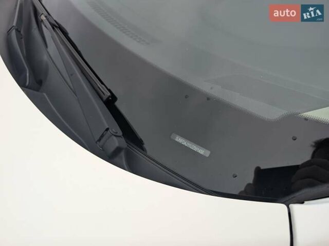 Белый Ниссан Кашкай, объемом двигателя 1.6 л и пробегом 132 тыс. км за 16500 $, фото 9 на Automoto.ua