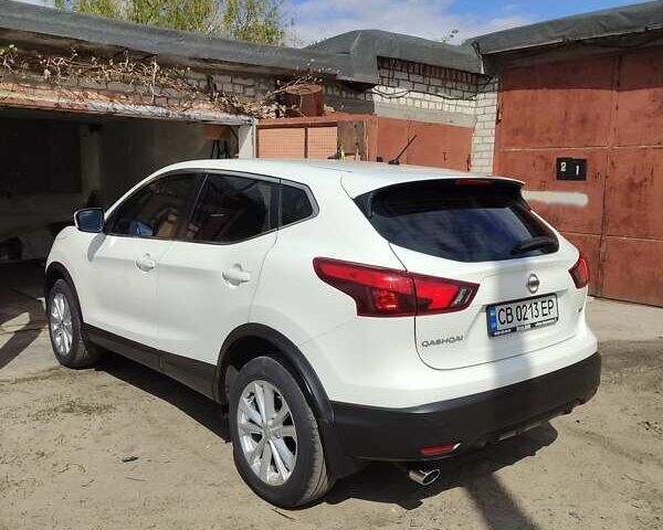 Білий Ніссан Кашкай, об'ємом двигуна 2 л та пробігом 73 тис. км за 14500 $, фото 7 на Automoto.ua
