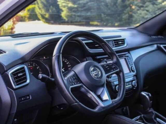 Белый Ниссан Кашкай, объемом двигателя 1.2 л и пробегом 99 тыс. км за 9200 $, фото 10 на Automoto.ua