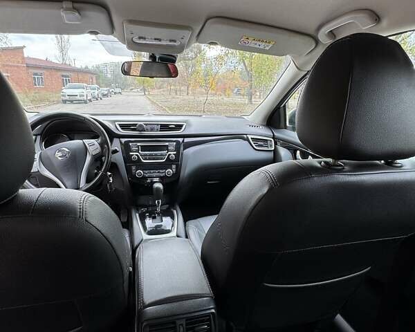 Білий Ніссан Кашкай, об'ємом двигуна 1.6 л та пробігом 158 тис. км за 16400 $, фото 6 на Automoto.ua