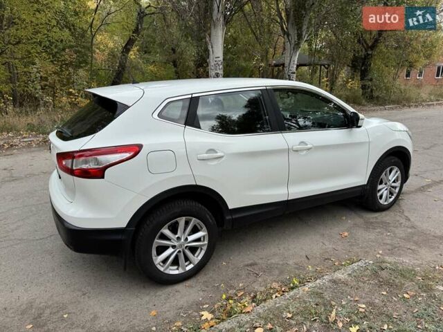 Білий Ніссан Кашкай, об'ємом двигуна 1.6 л та пробігом 158 тис. км за 16400 $, фото 3 на Automoto.ua