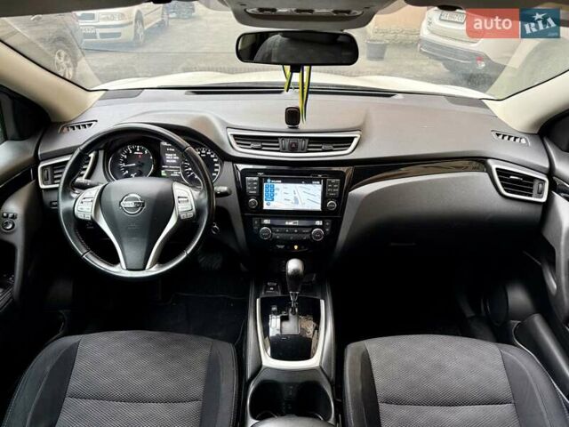 Білий Ніссан Кашкай, об'ємом двигуна 1.2 л та пробігом 85 тис. км за 15800 $, фото 9 на Automoto.ua