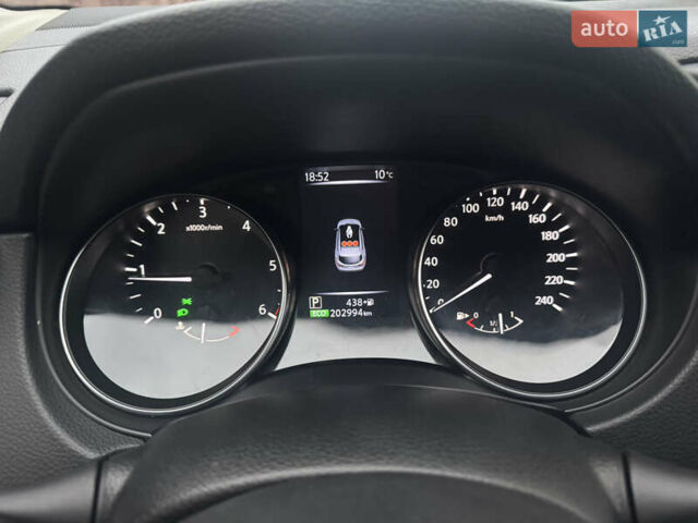 Білий Ніссан Кашкай, об'ємом двигуна 1.6 л та пробігом 204 тис. км за 16999 $, фото 11 на Automoto.ua