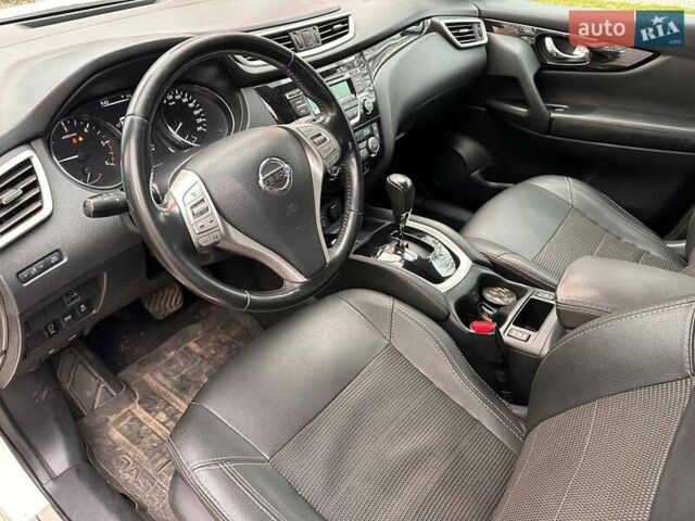 Білий Ніссан Кашкай, об'ємом двигуна 1.6 л та пробігом 160 тис. км за 15900 $, фото 8 на Automoto.ua