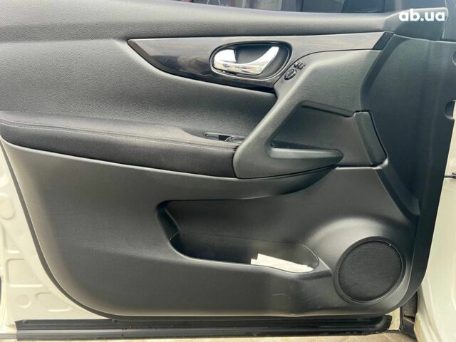 Білий Ніссан Кашкай, об'ємом двигуна 1.6 л та пробігом 216 тис. км за 16990 $, фото 14 на Automoto.ua