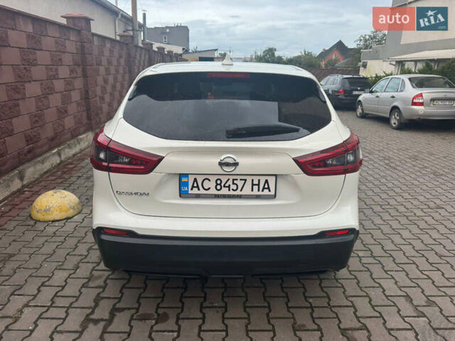 Білий Ніссан Кашкай, об'ємом двигуна 1.6 л та пробігом 203 тис. км за 17200 $, фото 5 на Automoto.ua