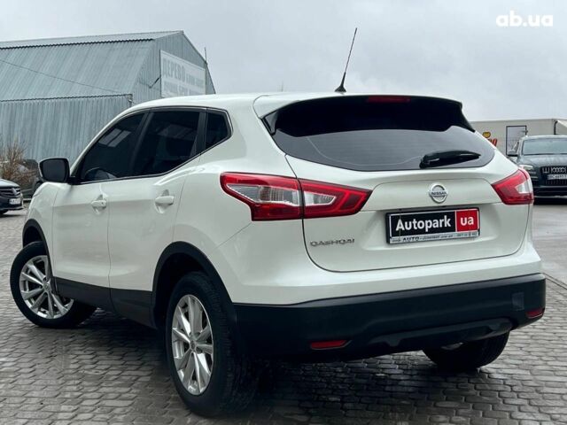 Білий Ніссан Кашкай, об'ємом двигуна 1.6 л та пробігом 216 тис. км за 16990 $, фото 6 на Automoto.ua
