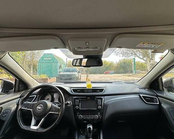 Білий Ніссан Кашкай, об'ємом двигуна 2 л та пробігом 98 тис. км за 19000 $, фото 10 на Automoto.ua