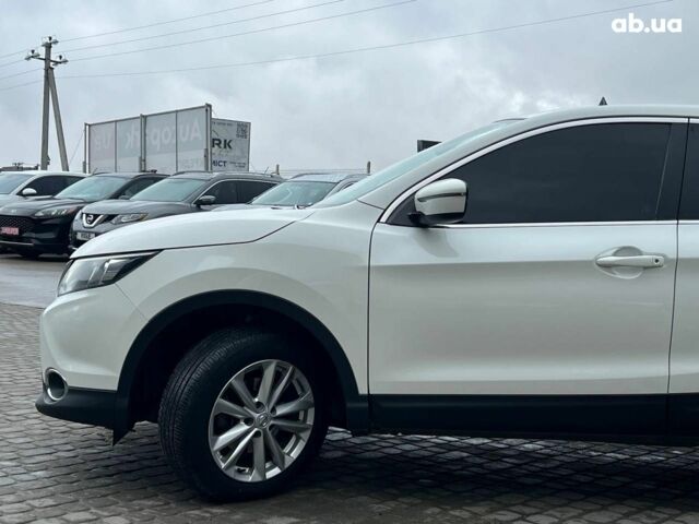 Білий Ніссан Кашкай, об'ємом двигуна 1.6 л та пробігом 216 тис. км за 16990 $, фото 3 на Automoto.ua