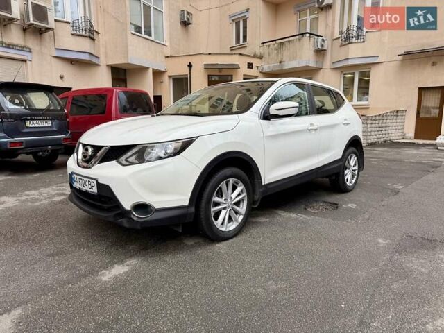 Білий Ніссан Кашкай, об'ємом двигуна 1.2 л та пробігом 85 тис. км за 15800 $, фото 2 на Automoto.ua