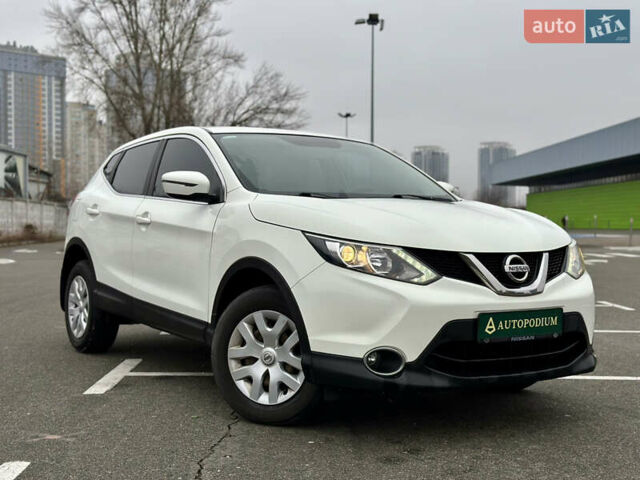 Білий Ніссан Кашкай, об'ємом двигуна 1.2 л та пробігом 56 тис. км за 14777 $, фото 9 на Automoto.ua