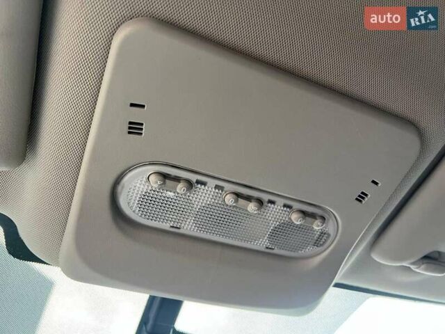 Білий Ніссан Кашкай, об'ємом двигуна 1.6 л та пробігом 216 тис. км за 16990 $, фото 32 на Automoto.ua