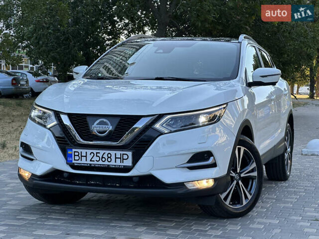 Белый Ниссан Кашкай, объемом двигателя 1.6 л и пробегом 95 тыс. км за 21900 $, фото 9 на Automoto.ua