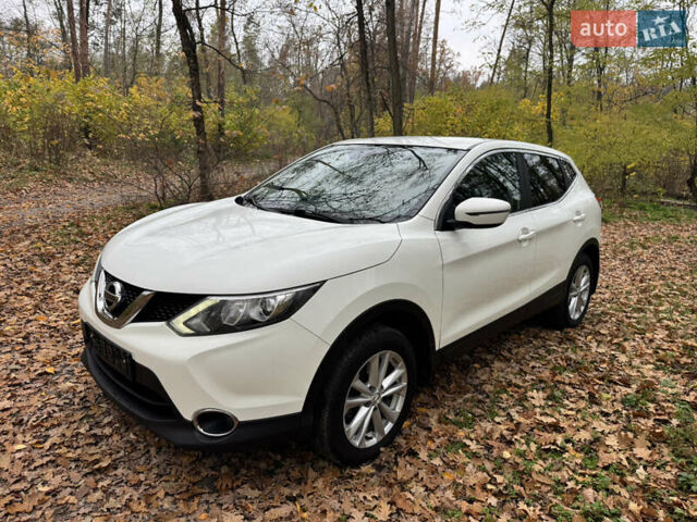 Білий Ніссан Кашкай, об'ємом двигуна 1.6 л та пробігом 137 тис. км за 14900 $, фото 10 на Automoto.ua